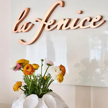 فندق La Fenice 3*
