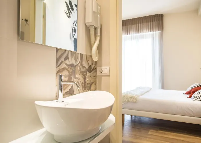 Hotel La Fenice 3*